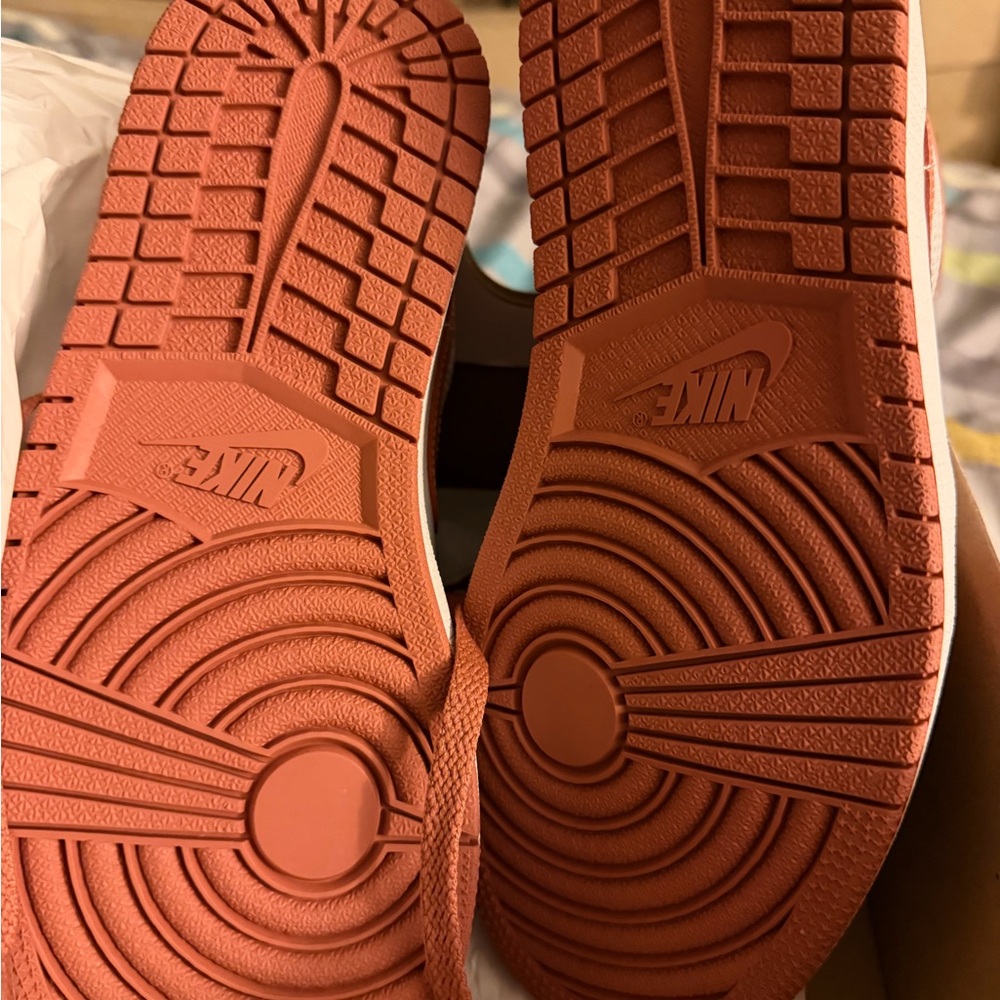 JORDAN AIR JORDAN 1 LOW - Picture 3 of 7